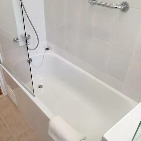 Monte Agudo Angola 45 *